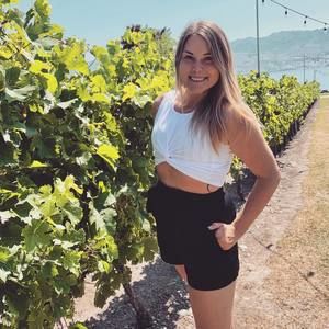 Meet your Posher, Kassie